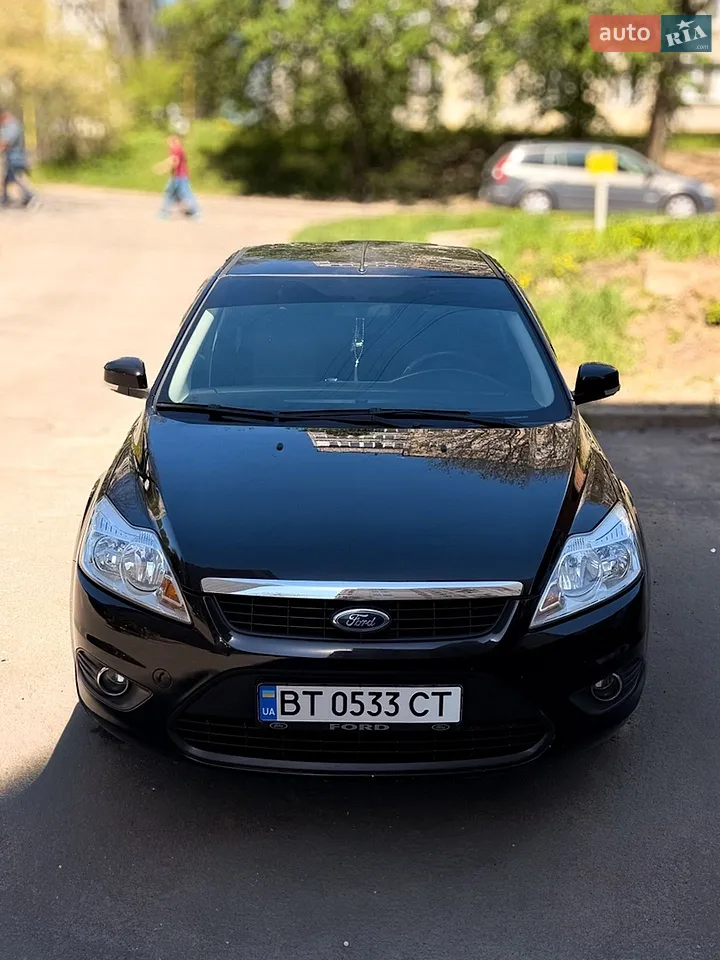2010 Ford Focus - мініатюра 18
