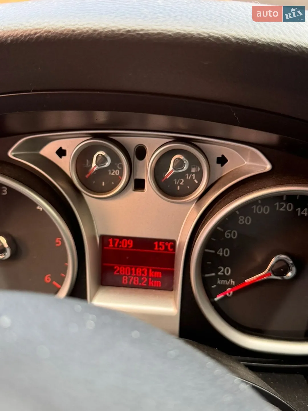 2010 Ford Focus - мініатюра 8