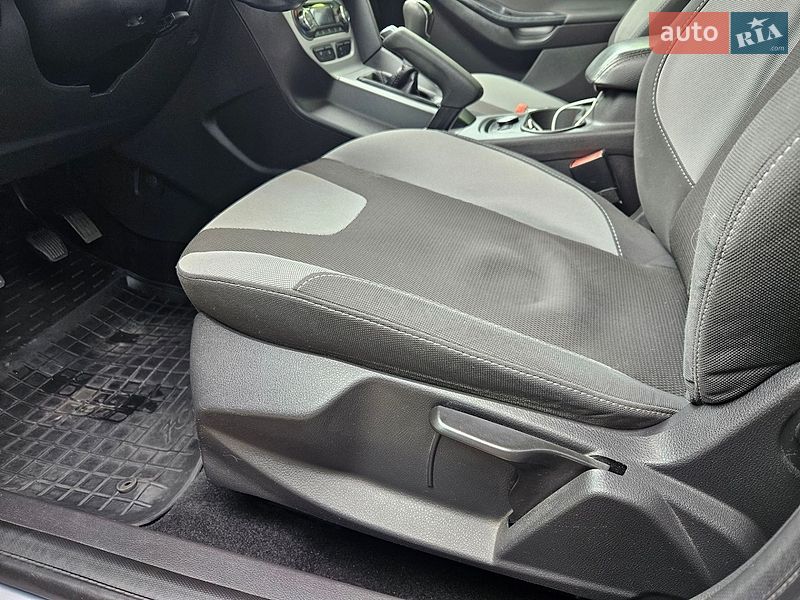 Хетчбек Ford Focus 2013 в Дрогобичі