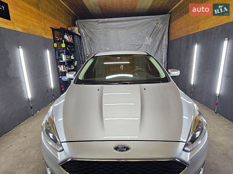 Седан Ford Focus 2015 в Харкові
