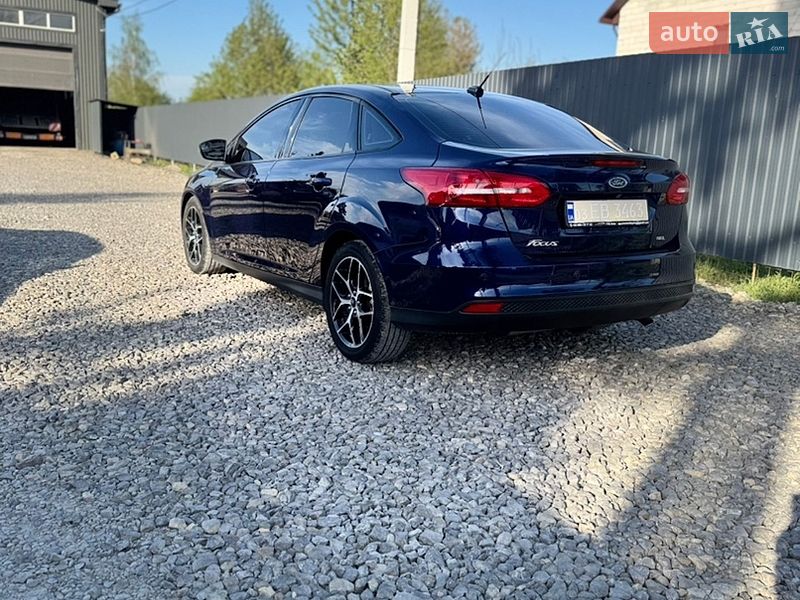 Седан Ford Focus 2017 в Бурштыне