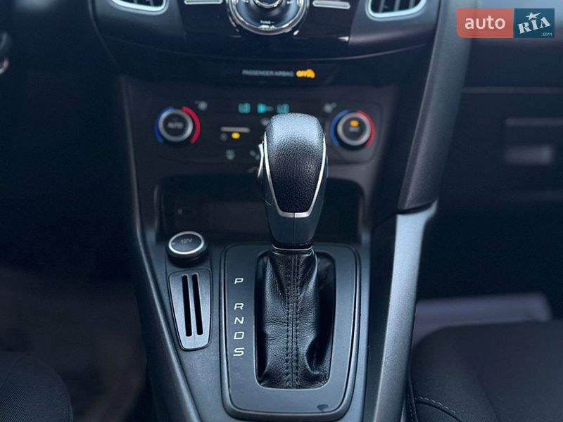 Седан Ford Focus 2017 в Бурштыне