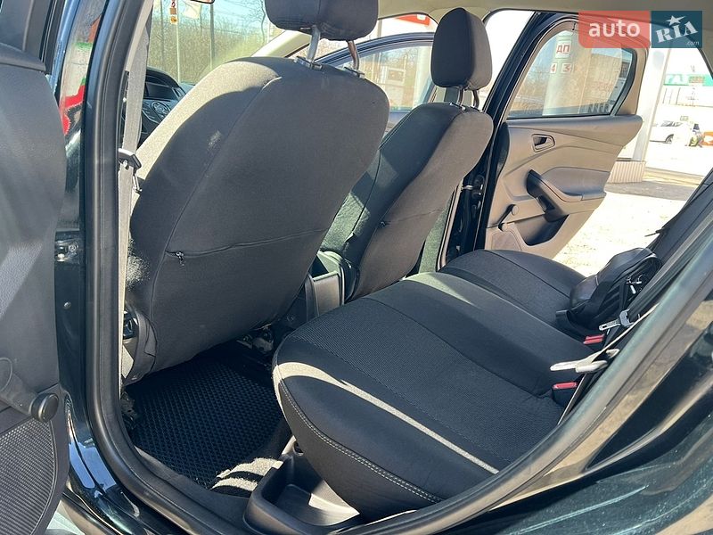 Хэтчбек Ford Focus 2012 в Харькове