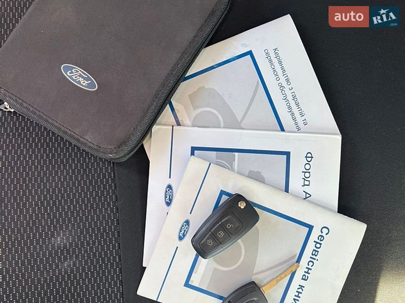 Хэтчбек Ford Focus 2012 в Харькове