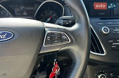 Хетчбек Ford Focus 2015 в Івано-Франківську