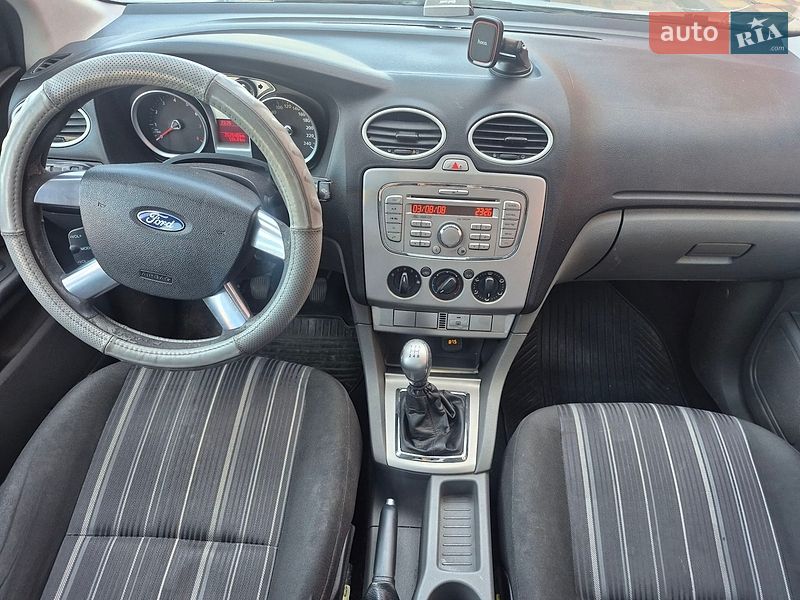 Хэтчбек Ford Focus 2008 в Гайсине