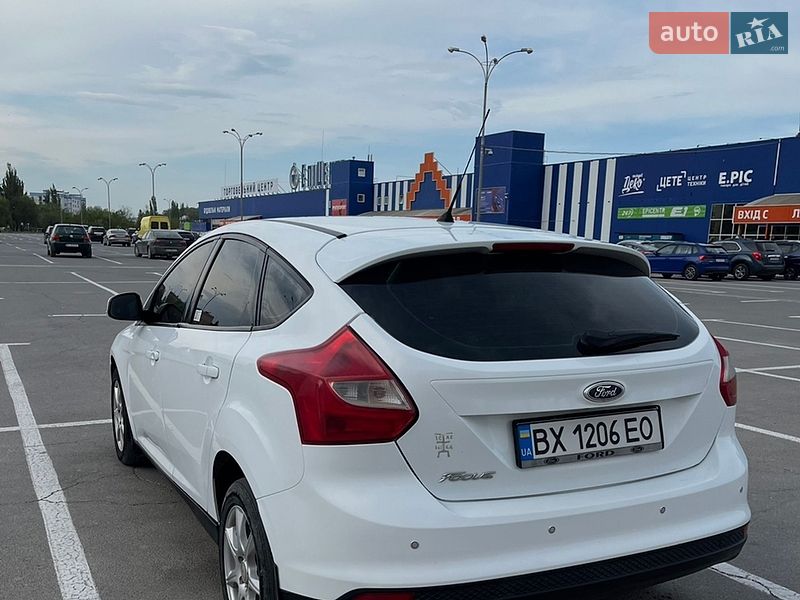 Хэтчбек Ford Focus 2012 в Каменец-Подольском