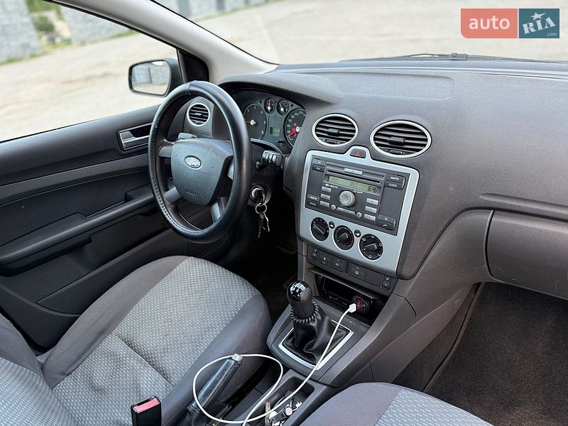 Універсал Ford Focus 2005 в Звягелі
