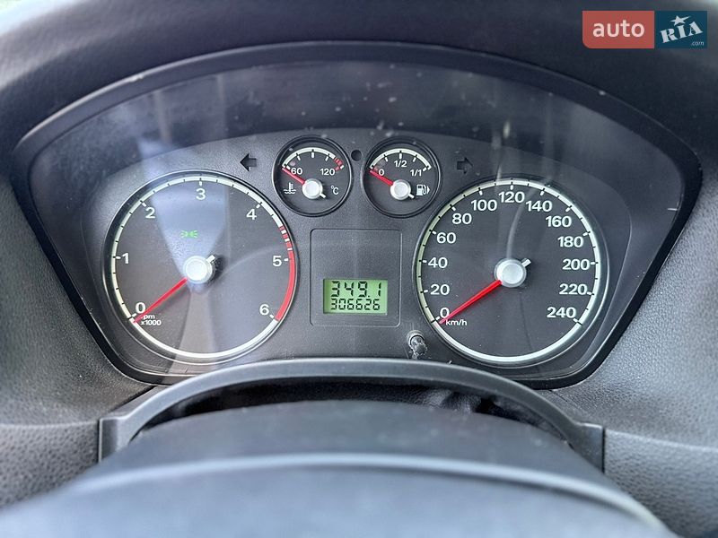 Універсал Ford Focus 2005 в Звягелі