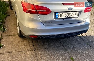 Седан Ford Focus 2015 в Львові