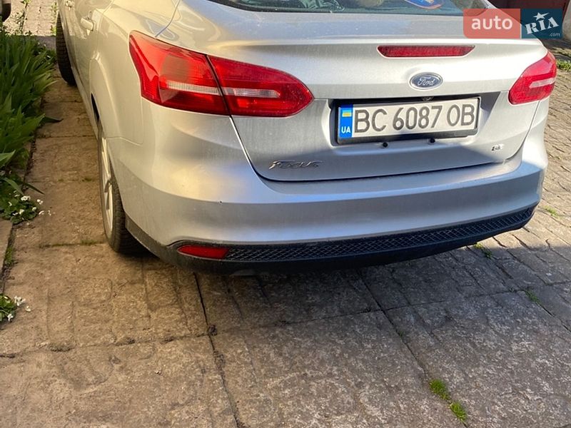 Седан Ford Focus 2015 в Львові