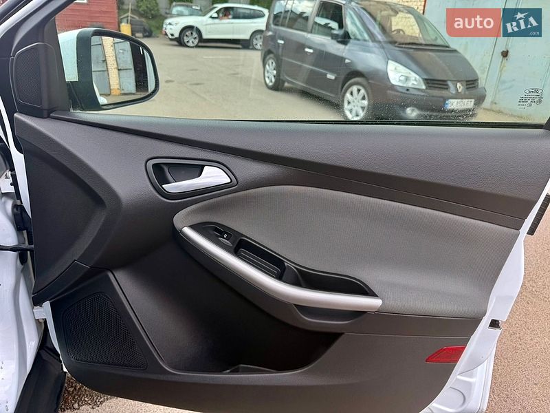 Универсал Ford Focus 2013 в Ровно