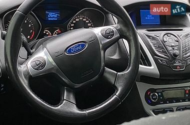 Седан Ford Focus 2013 в Києві