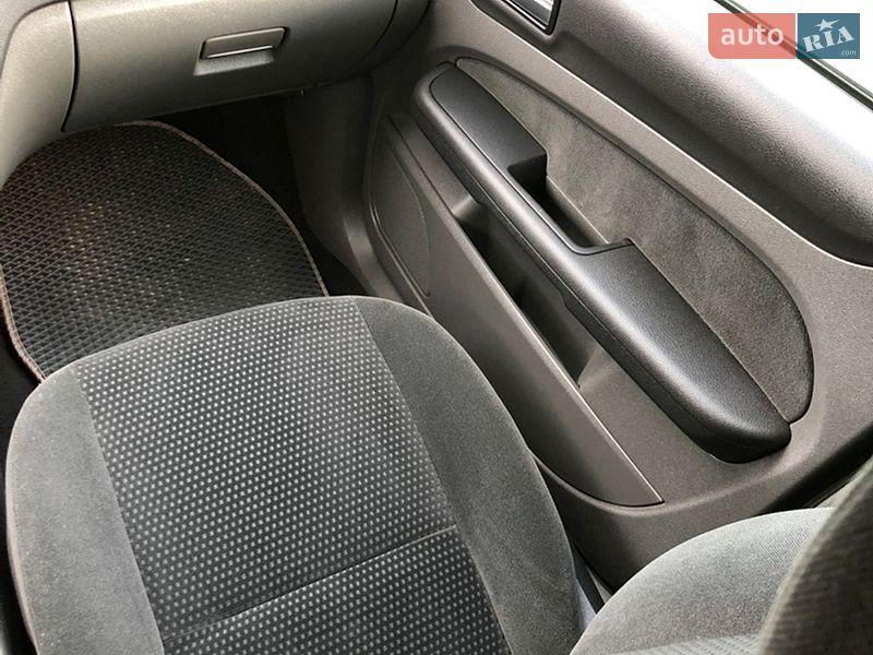 Універсал Ford Focus 2005 в Рожище