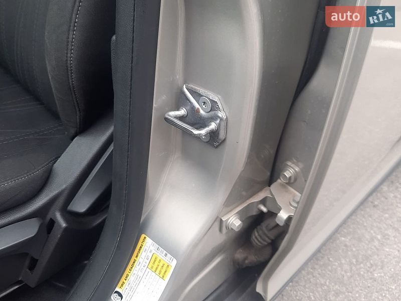 Седан Ford Focus 2015 в Чернігові