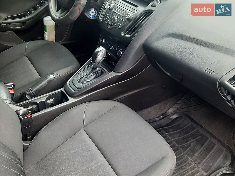 Седан Ford Focus 2015 в Чернігові
