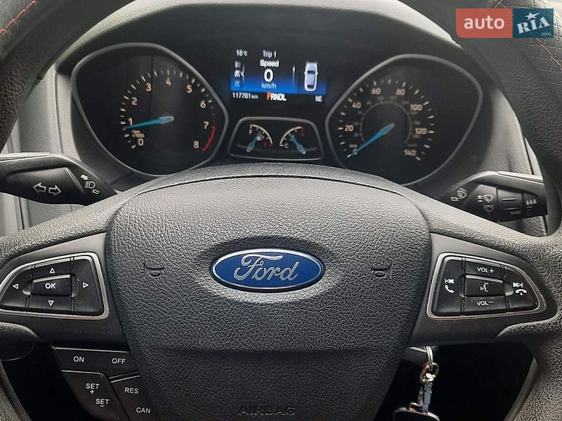 Седан Ford Focus 2015 в Чернігові
