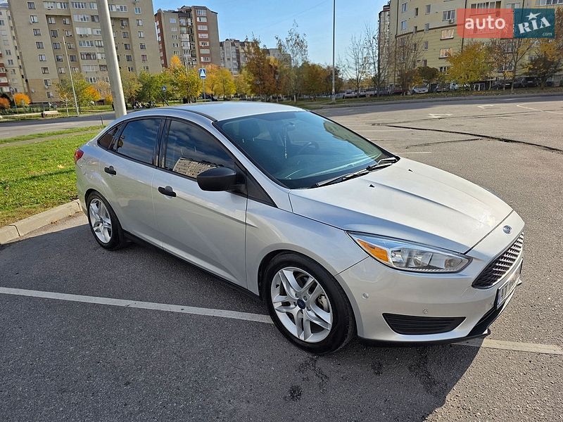 Седан Ford Focus 2015 в Івано-Франківську