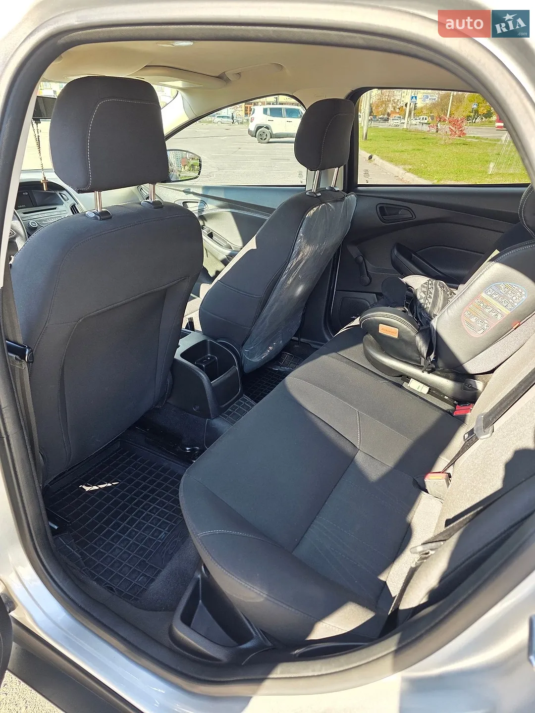 2015 Ford Focus - мініатюра 21