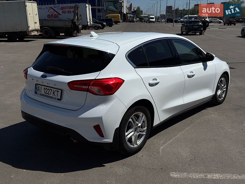 Хетчбек Ford Focus 2019 в Дніпрі