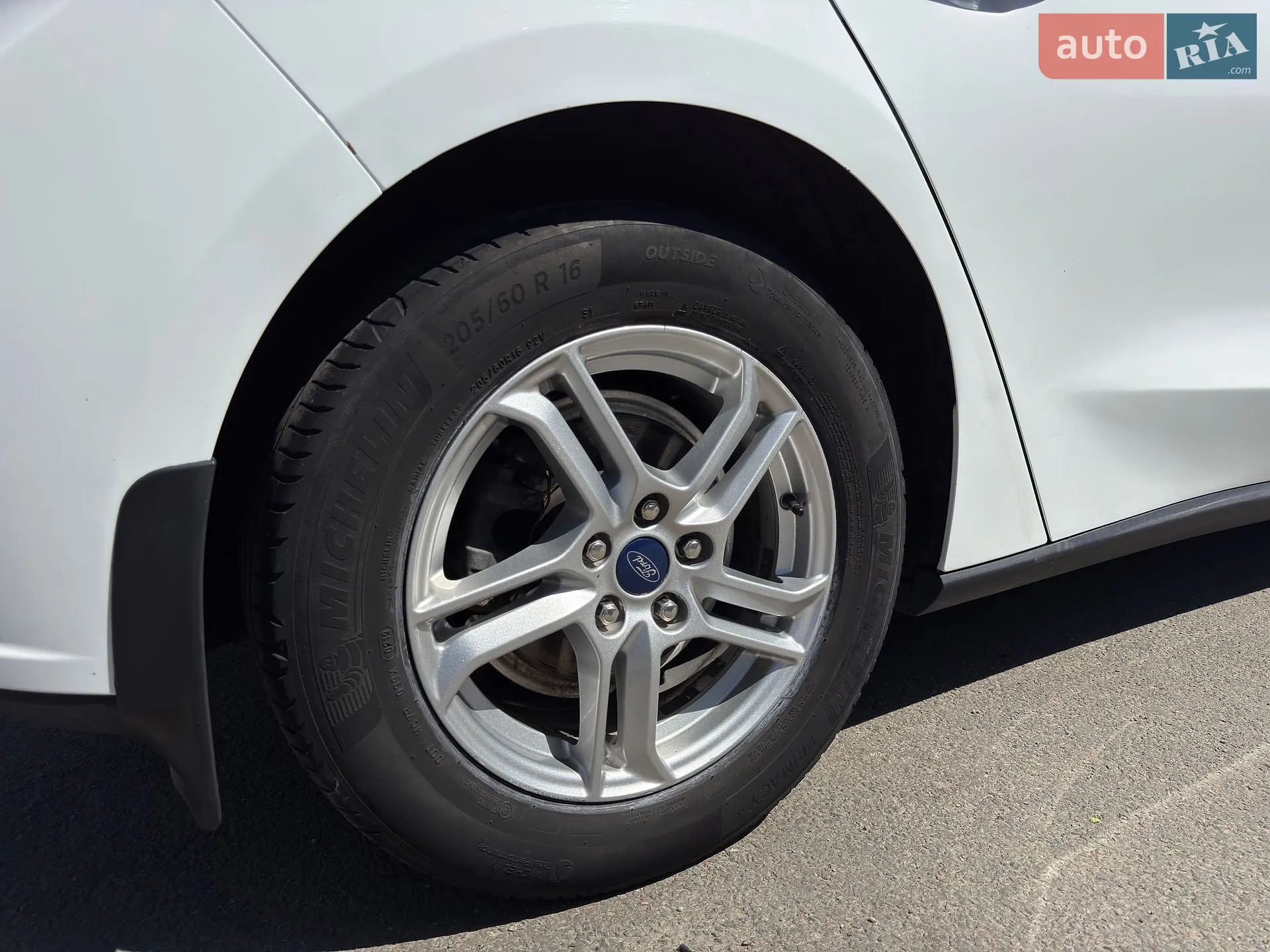 2019 Ford Focus - мініатюра 16