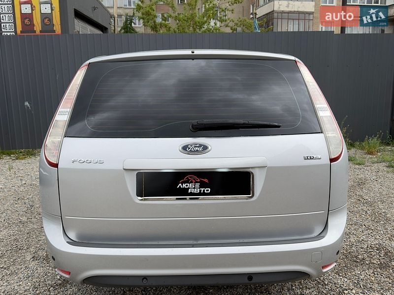 Універсал Ford Focus 2010 в Івано-Франківську