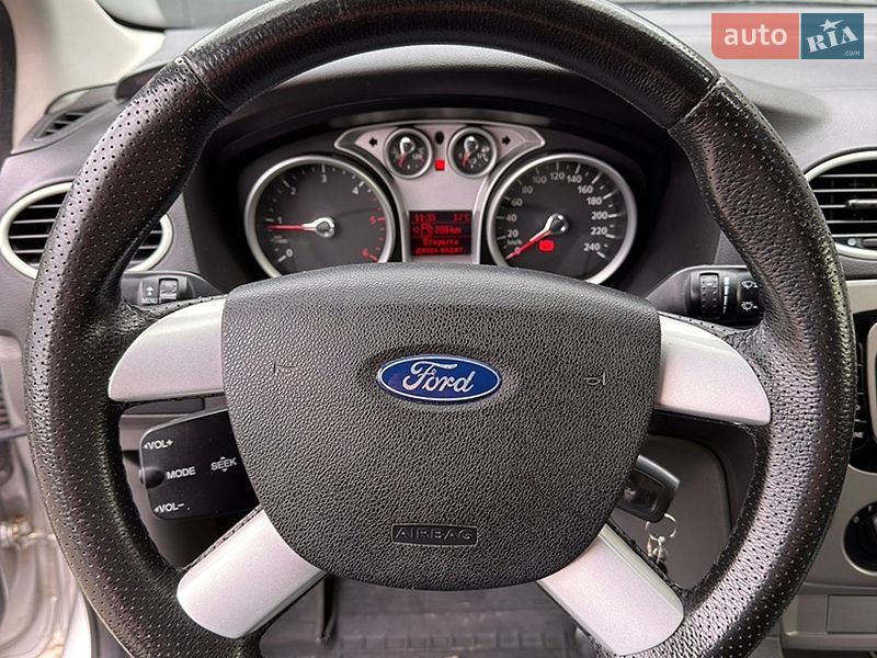 Універсал Ford Focus 2010 в Івано-Франківську