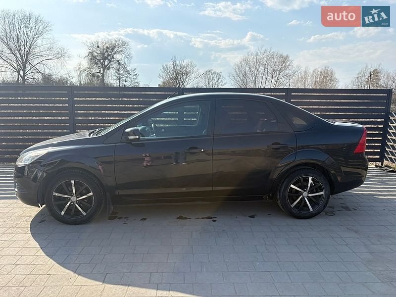 Седан Ford Focus 2011 в Львові