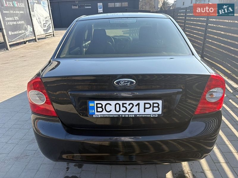 Седан Ford Focus 2011 в Львові