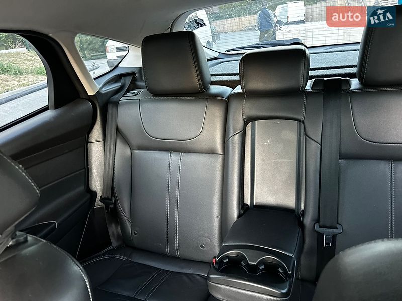 Хэтчбек Ford Focus 2014 в Софиевской Борщаговке