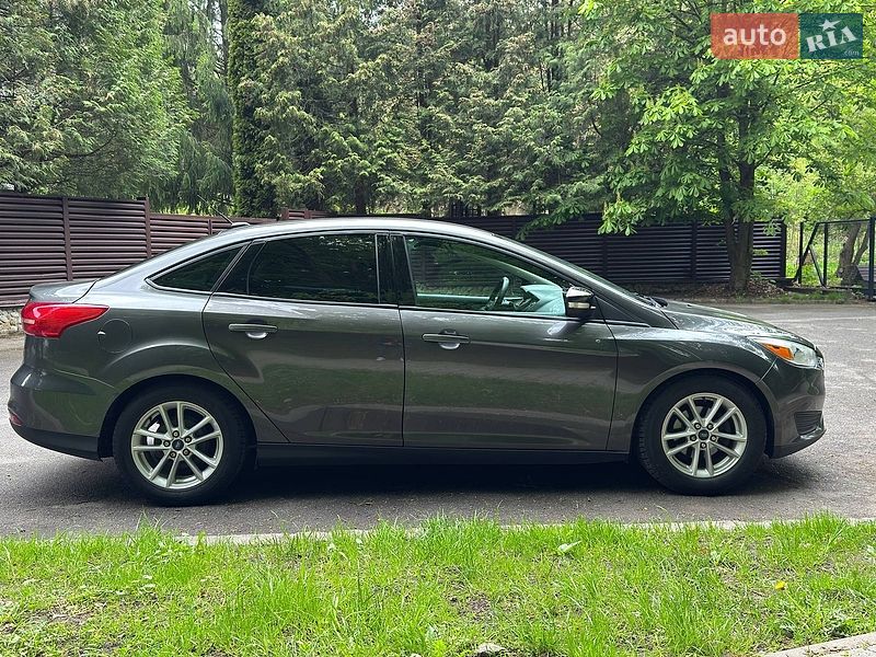 Седан Ford Focus 2016 в Львове