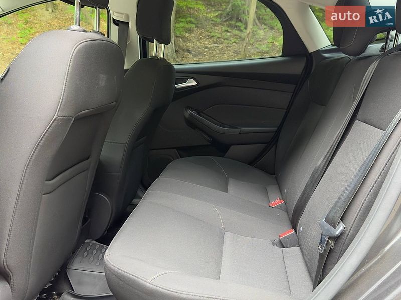 Седан Ford Focus 2016 в Львове