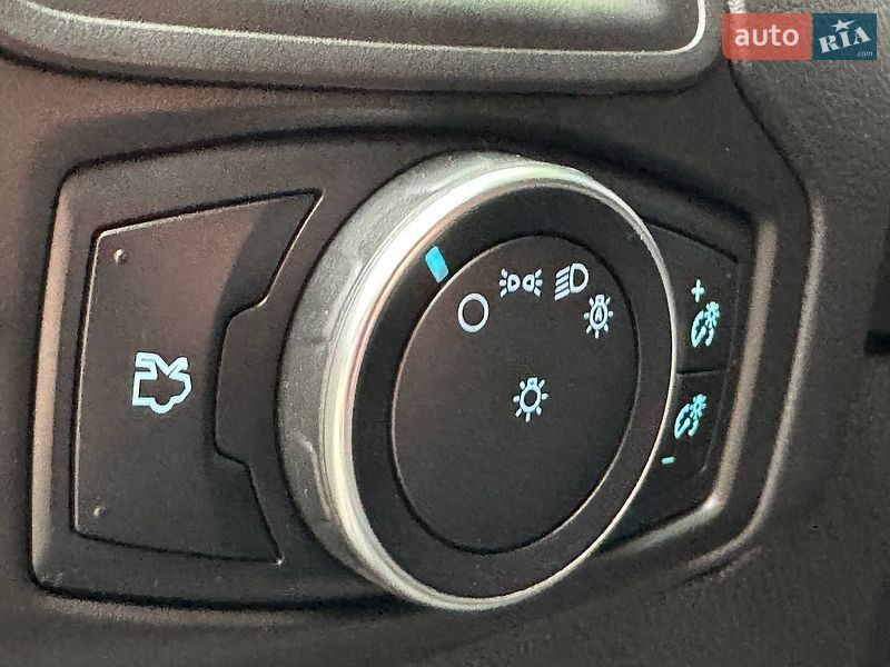 Седан Ford Focus 2016 в Львове