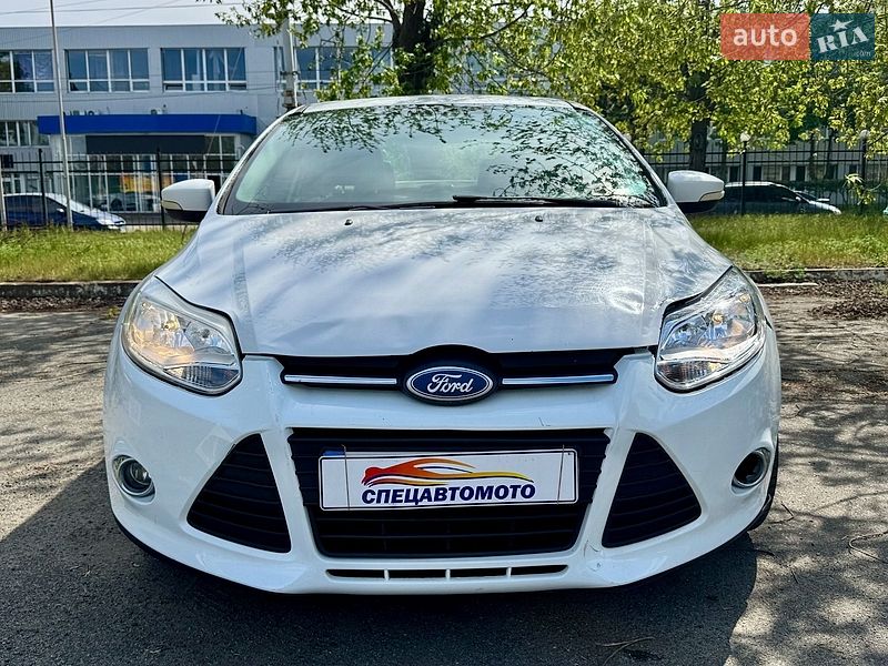 Седан Ford Focus 2014 в Киеве