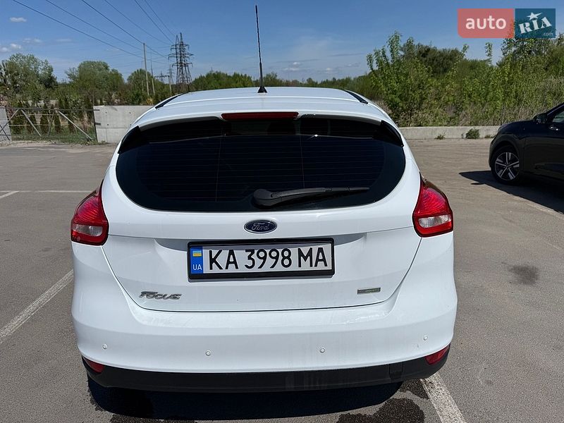Хэтчбек Ford Focus 2016 в Ирпене