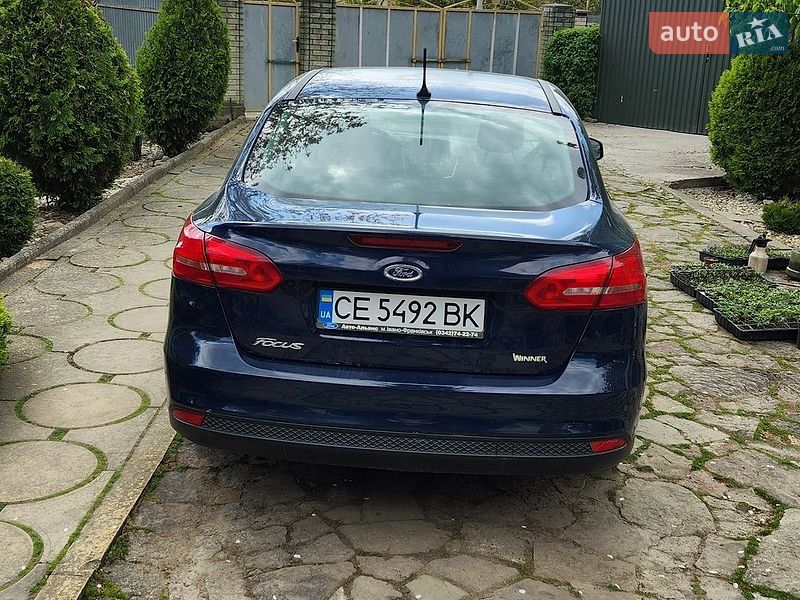 Седан Ford Focus 2017 в Черновцах