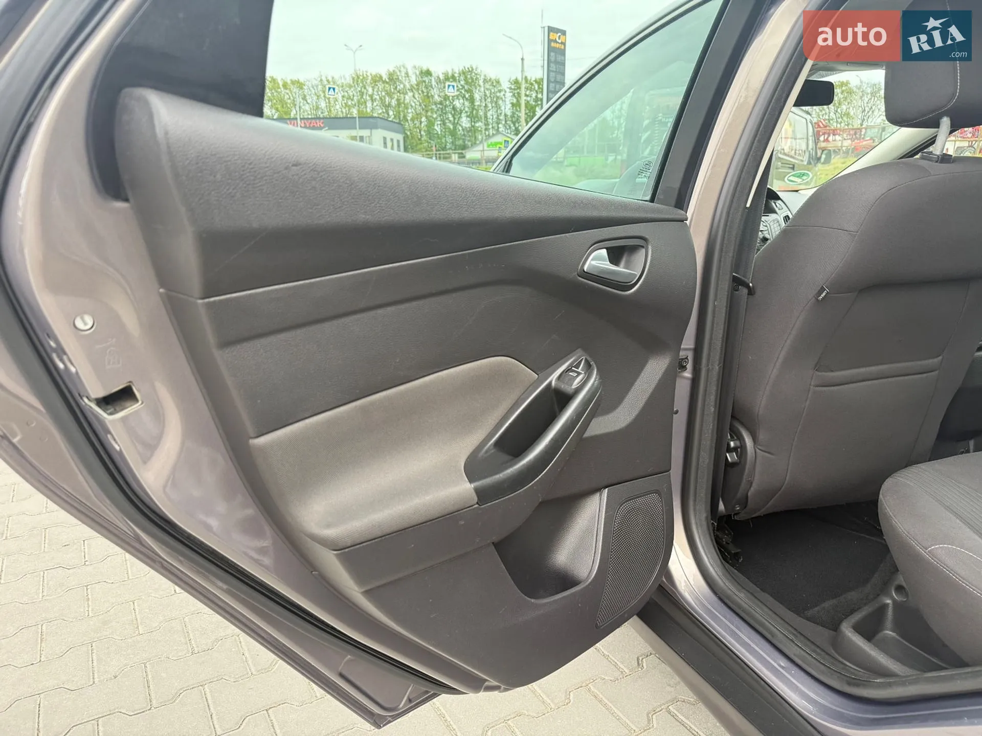 2011 Ford Focus - мініатюра 33