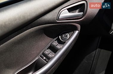 Седан Ford Focus 2014 в Кропивницком