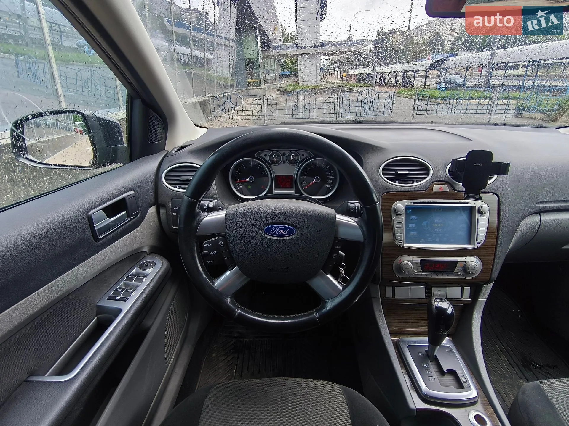 2010 Ford Focus - мініатюра 14
