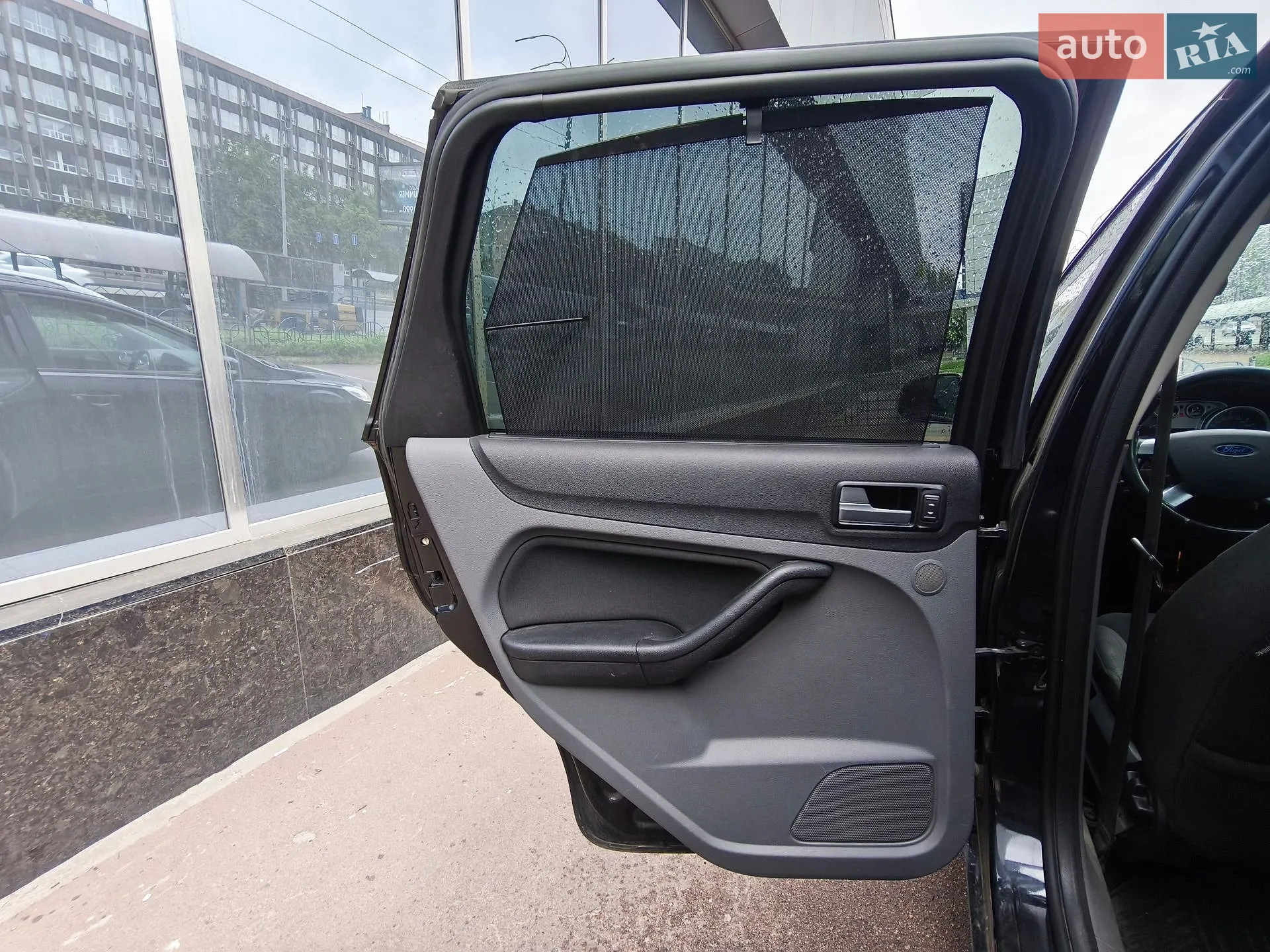 2010 Ford Focus - мініатюра 18