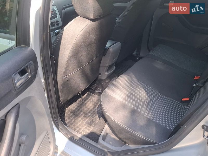 Седан Ford Focus 2010 в Запорожье