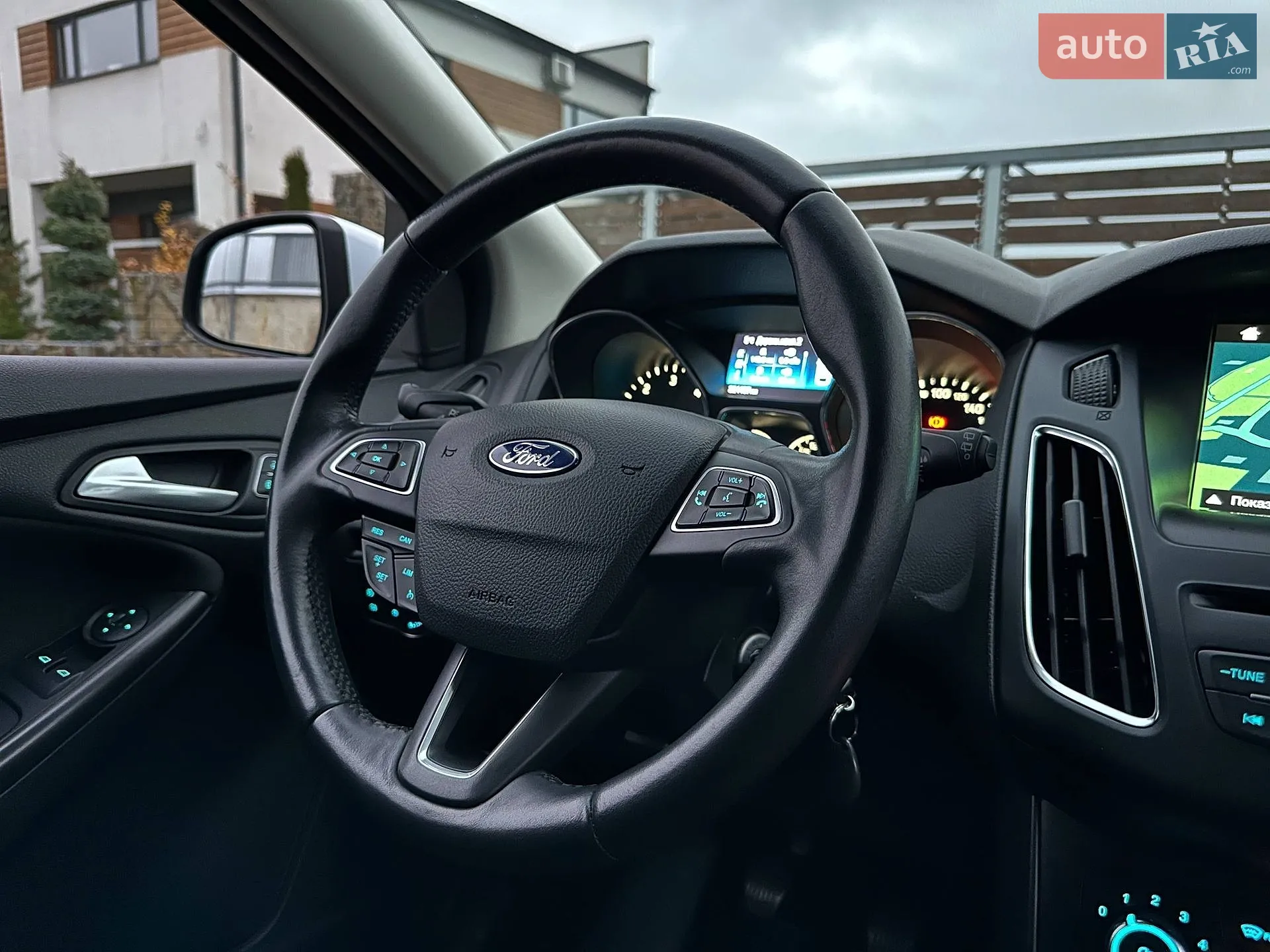 2018 Ford Focus - мініатюра 18