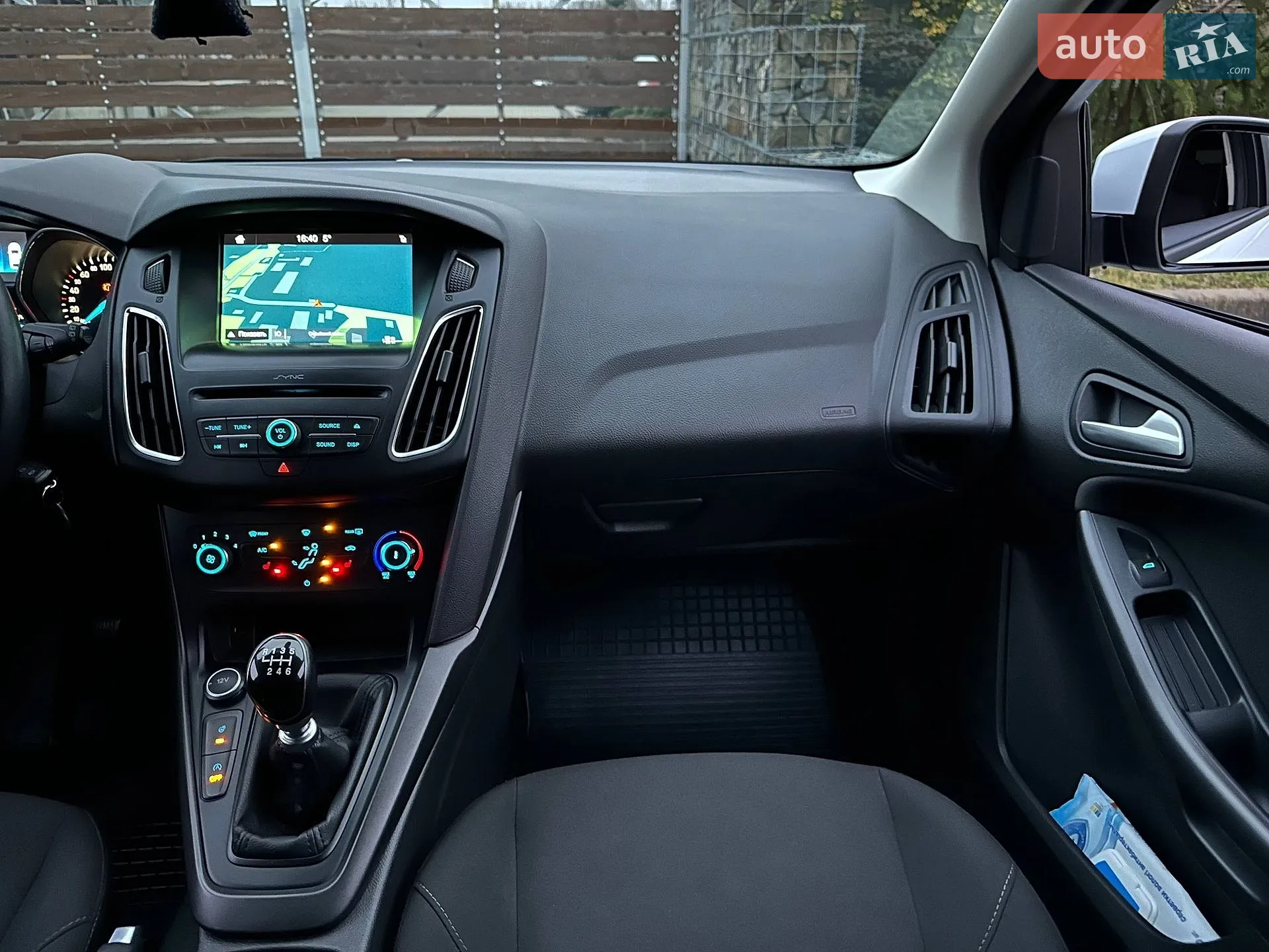2018 Ford Focus - мініатюра 28
