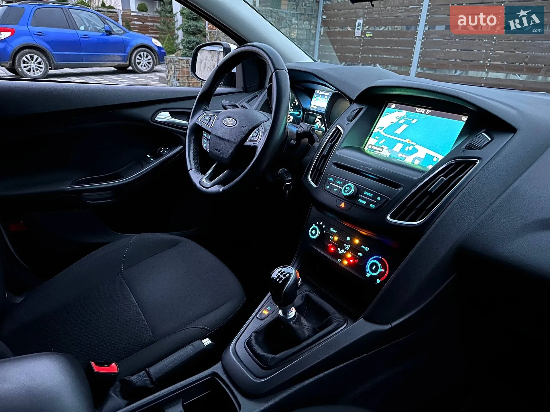 2018 Ford Focus - мініатюра 17