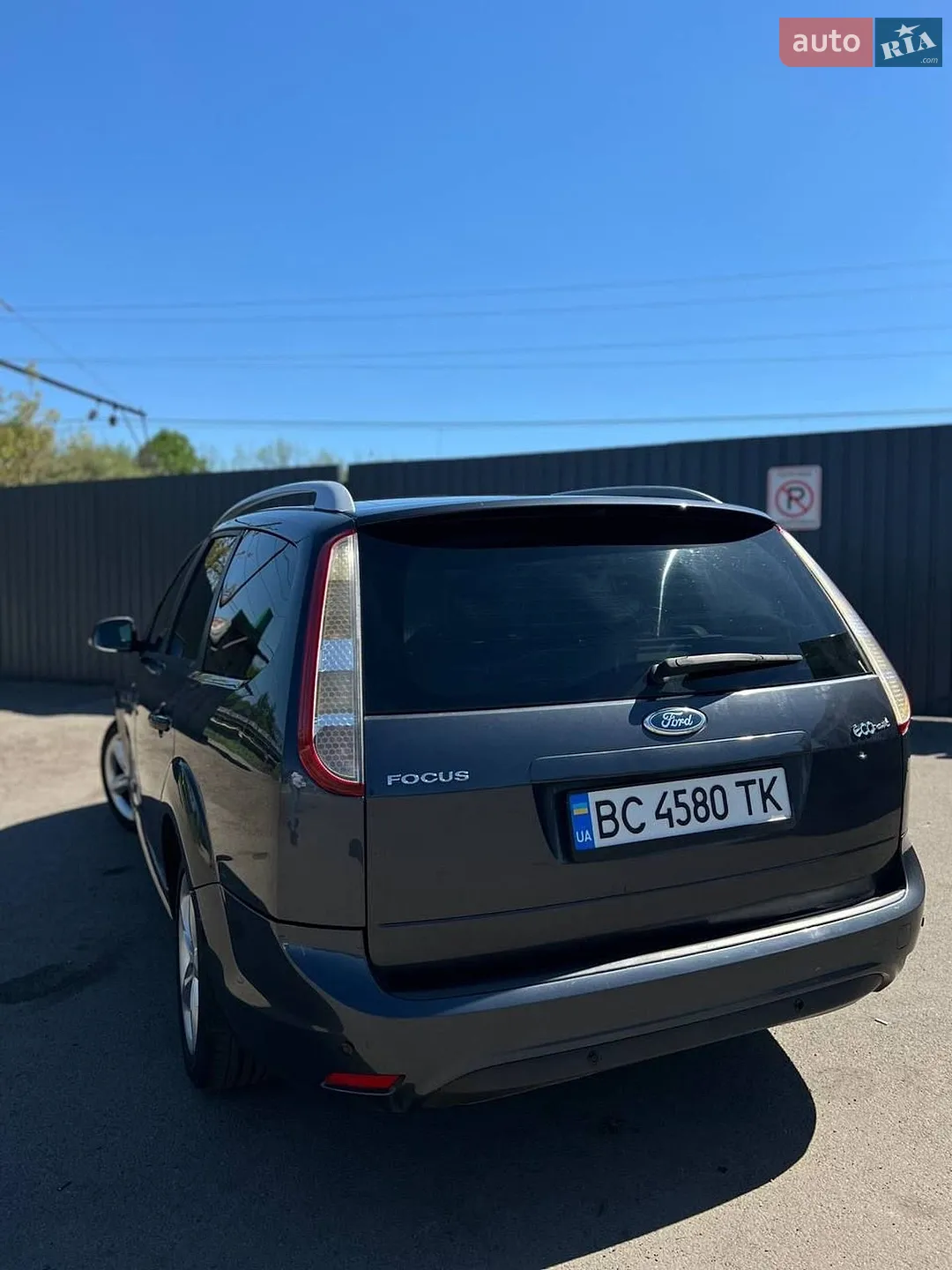 2010 Ford Focus - мініатюра 13
