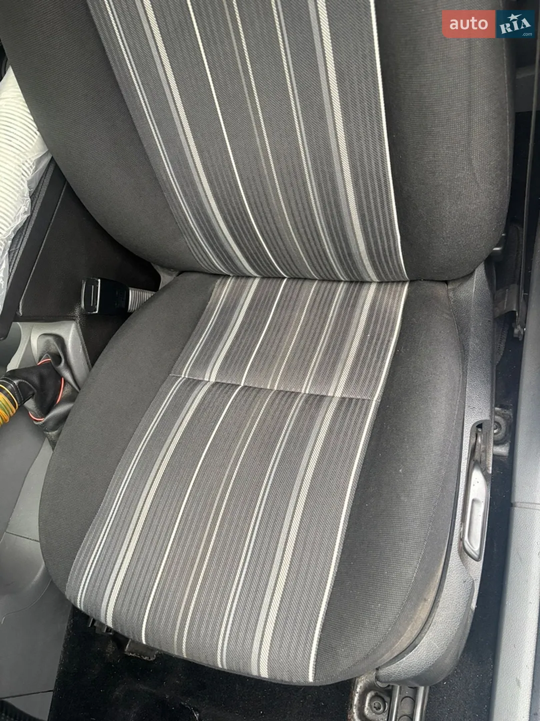 2010 Ford Focus - мініатюра 11