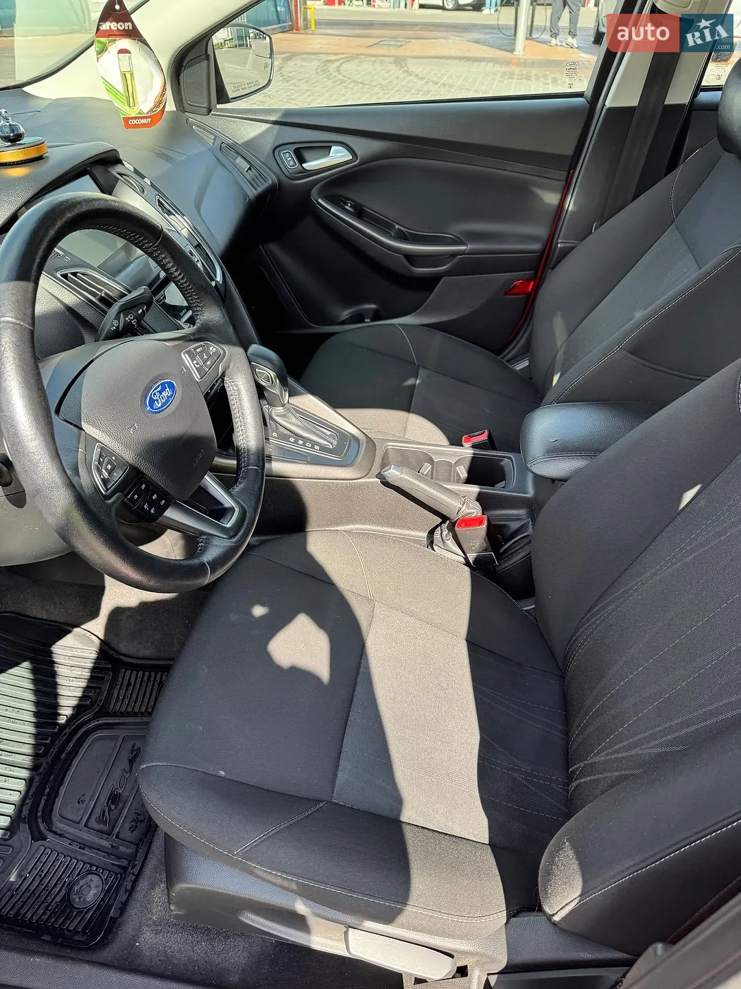 2018 Ford Focus - мініатюра 18