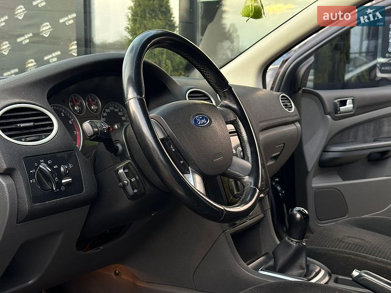 Хэтчбек Ford Focus 2006 в Харькове