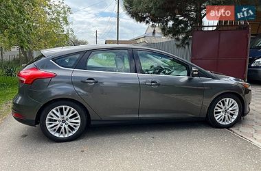 Хэтчбек Ford Focus 2015 в Одессе