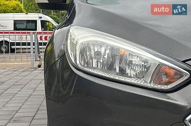Хэтчбек Ford Focus 2015 в Днепре